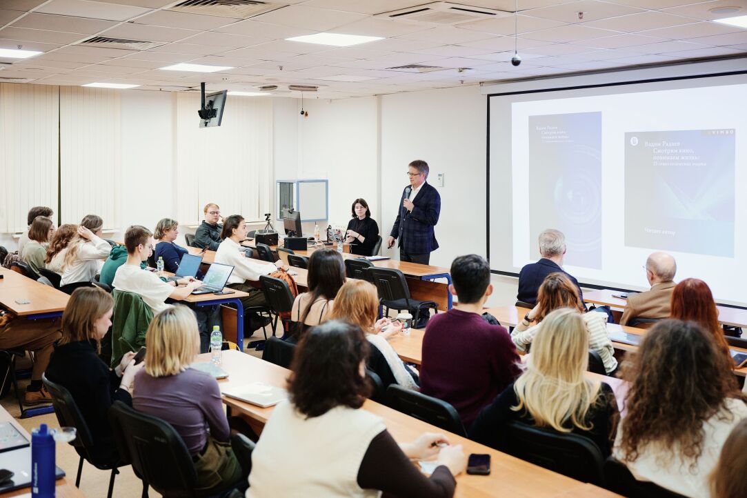 Взрывной рост тревожности и депрессий: почему именно у зумеров? Иллюстрация к новости: Взрывной рост тревожности и депрессий: почему именно у зумеров?